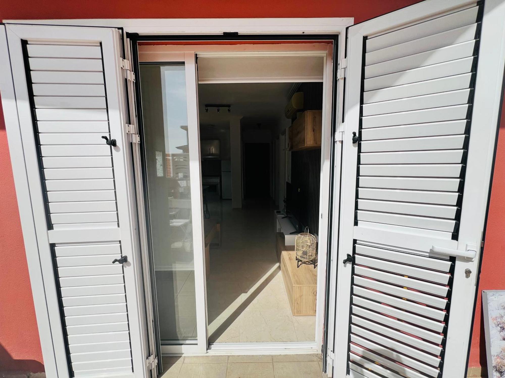 Apartamento Terraza Del Sol Con Piscina En กันเดลาเรีย ภายนอก รูปภาพ
